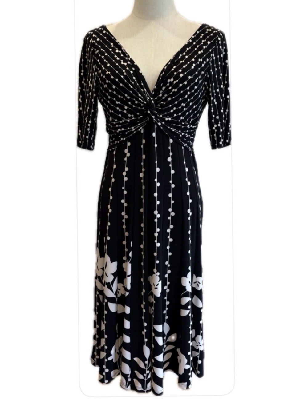 Jones New York V Neck 3/4 Sleeves Black/White Knot-Front Fit & Flare Dress 8P